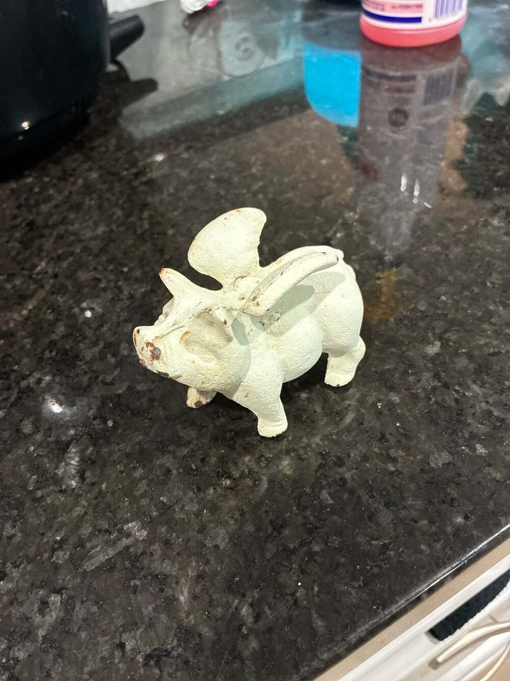Vintage Style Cast Iron Flying Pig Figurine, White, 4-inch A462